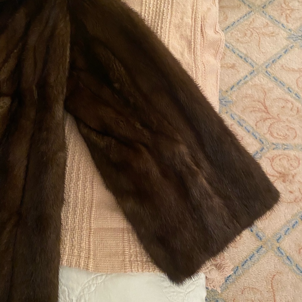 CHOCOLATE BROWN MINK - Picture 15 of 16